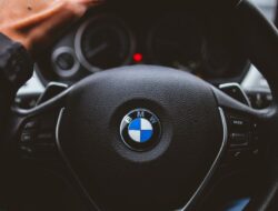 BMW Resmi Bawa Z4 dan 530i Touring M Sport Pro Baru ke Indonesia