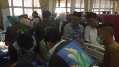 Ini Pesan Inayatullah saat DMI Kota Bekasi Gelar Giat Sunatan Massal