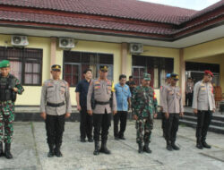 Satgas Yonif 623 Apel Gelar Pasukan Operasi Lilin Pengamanan Tahun Baru 2024 oleh Polres Maybrat