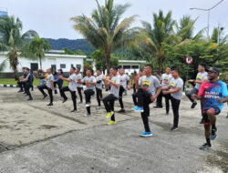 Satgas Yonif 122/TS Laksanakan Senam Gembira di Titik Perbatasan Indonesia-PNG