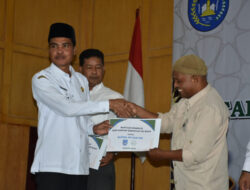 Pemko Langsa Melalui Baitul Mal Salurkan Zakat dan InfaQ Untuk Fakir dan Miskin Tahun 2023