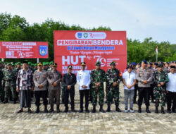 Pengibaran Bendera di Tower Hutan Manggrove Kota Langsa Dalam Rangka Memperingati HUT RI ke-79