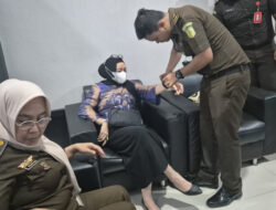 Dua Tersangka PPK dan Sekretaris Bawaslu Jalani Tahanan Kota