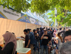 Warga Palu Antusias Nonton Berani Drag, UMKM Ketiban Durian Runtuh