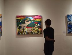 Menghukum Waktu: Menggugat Jalan Sunyi Pameran Seni Rupa