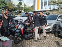 Geledah Kantor Desa dan Rumah Mantan Kades Tamainusi, Penyidik Kejati Sulteng Sita 3 Unit Alat Berat, 3 Mobil dan 6 Sepeda Motor
