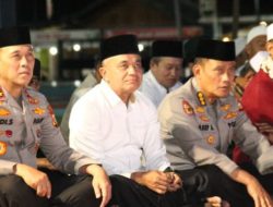 Berkah Magrib Berjamaah, Kapolda Sulteng dan Wali Kota Palu Serukan Penguatan Nilai Keagamaan