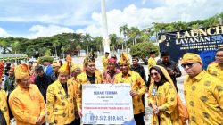 Gubernur Sulteng menyerahkan Dividen Bank Sulteng di HUT Parigi Moutong