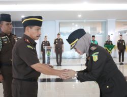 Zullikar Tanjung Lantik Rosdianah HK Sebagai Koordinator pada Kejati Sulteng